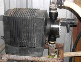 Figure 12. (b) Fertiliser injecting pump