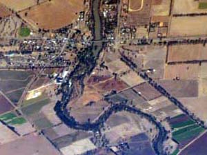 Aerial photo showing a riverine landscape in north central Victoria